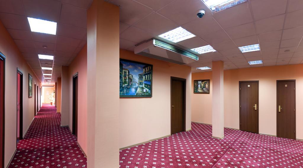 Rus Hotel Moskova Dış mekan fotoğraf